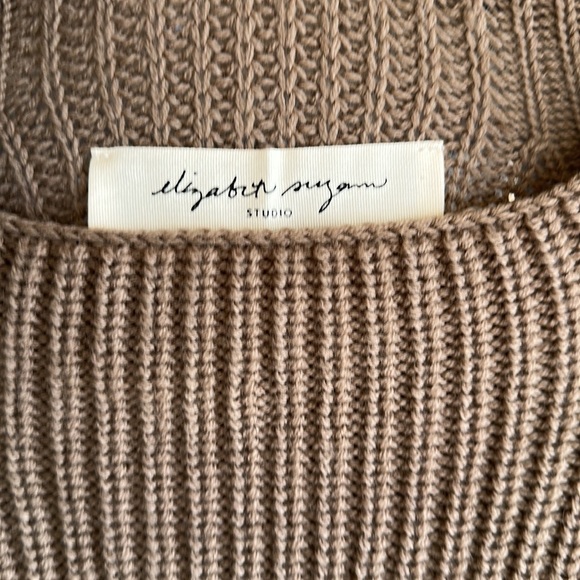 Elizabeth Suzann Raglan Sweater Climate Beneficial Wool - Picture 6 of 8